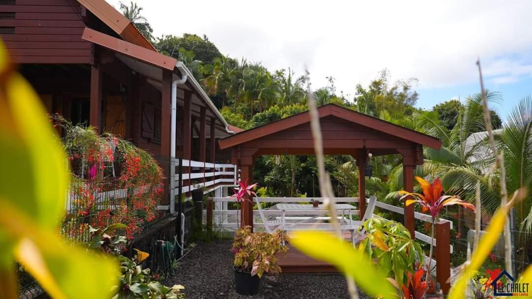 Chalet Des Laves Sainte-Rose Esterno foto